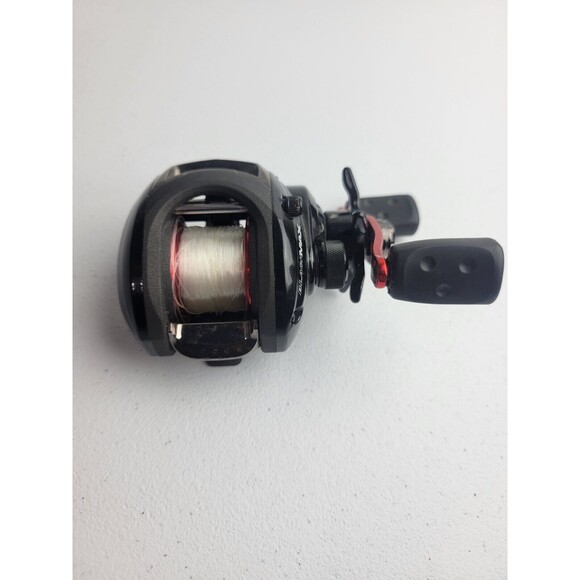 ABU GARCIA BLACK MAX 5 BEARING BAITCASTER 6.4:1 GEAR RATIO BMAX2 - Picture 1 of 10